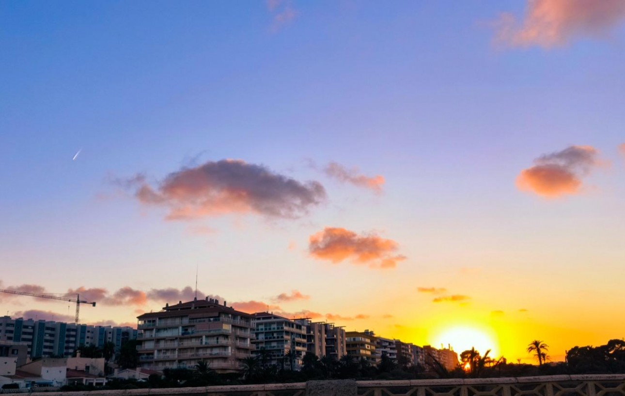 Resale - Lägenhet - Torrevieja - Punta prima