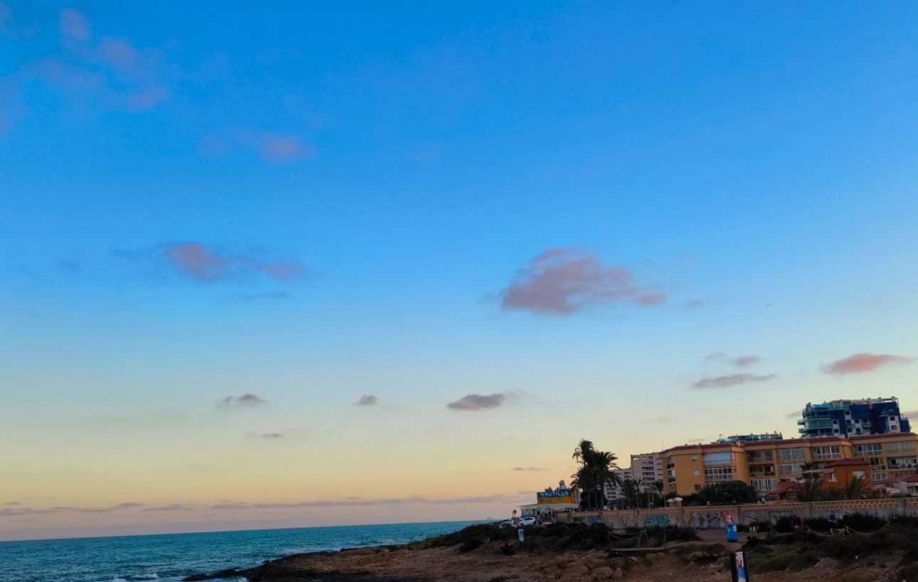 Resale - Lägenhet - Torrevieja - Punta prima