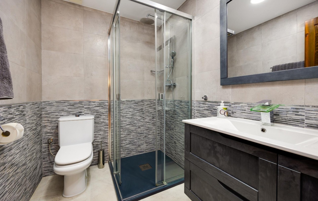 Resale - Lägenhet - Torrevieja - Los Frutales