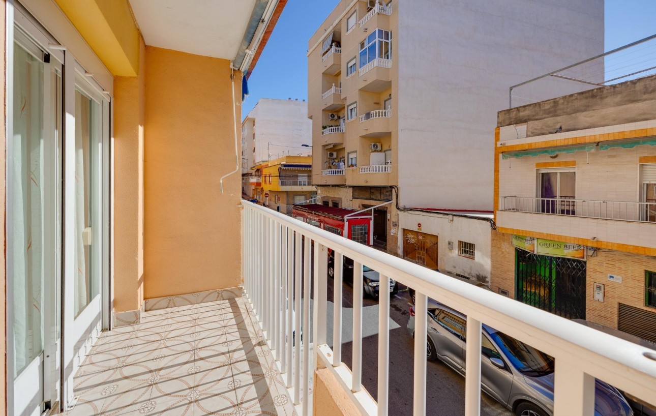Resale - Lägenhet - Torrevieja - El molino
