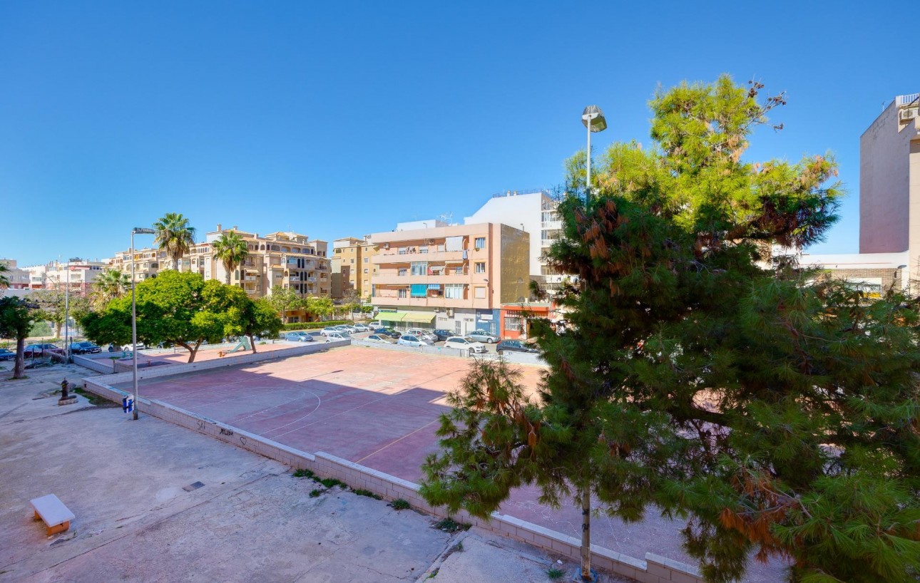 Resale - Lägenhet - Torrevieja - El molino