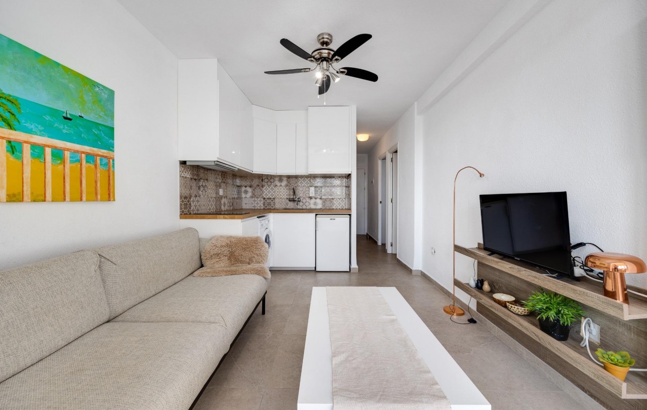 Resale - Lägenhet - Torrevieja - Cabo cervera