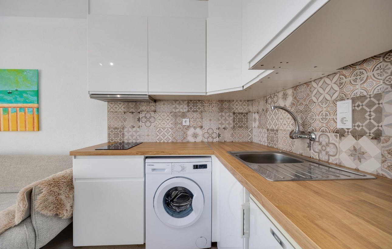 Resale - Lägenhet - Torrevieja - Cabo cervera