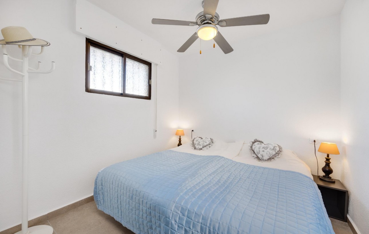 Resale - Lägenhet - Torrevieja - Cabo cervera