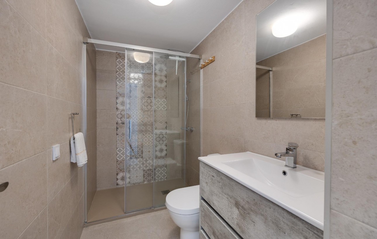 Resale - Lägenhet - Torrevieja - Cabo cervera