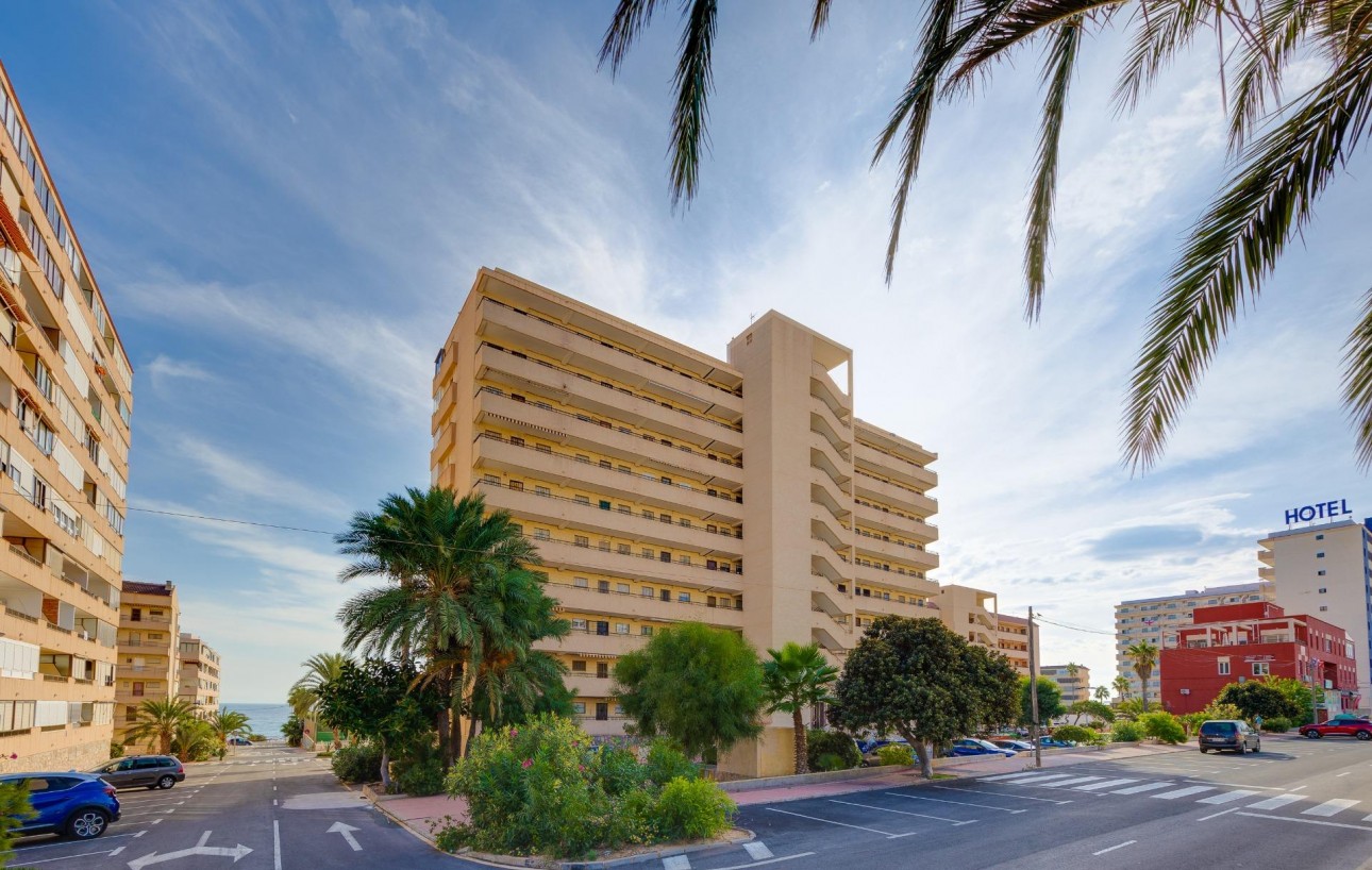 Resale - Lägenhet - Torrevieja - Cabo cervera