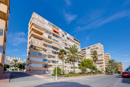 Resale - Lägenhet - Torrevieja - Cabo cervera