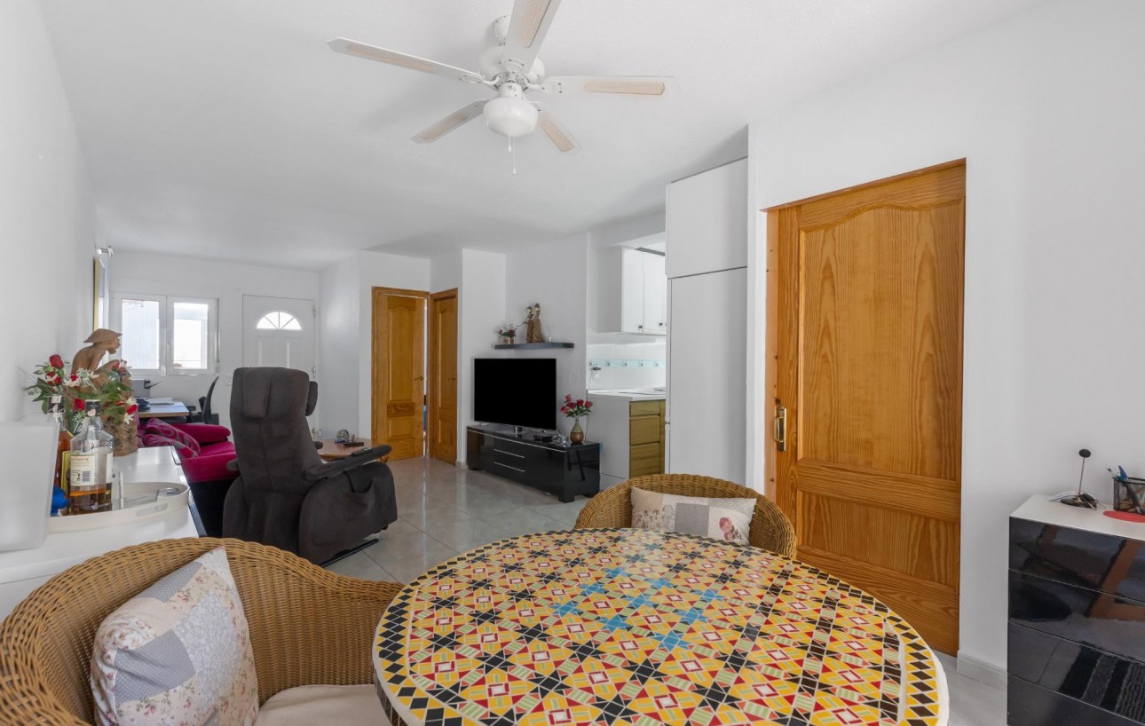 Resale - Bungalow Planta Baja - Torrevieja - El chaparral