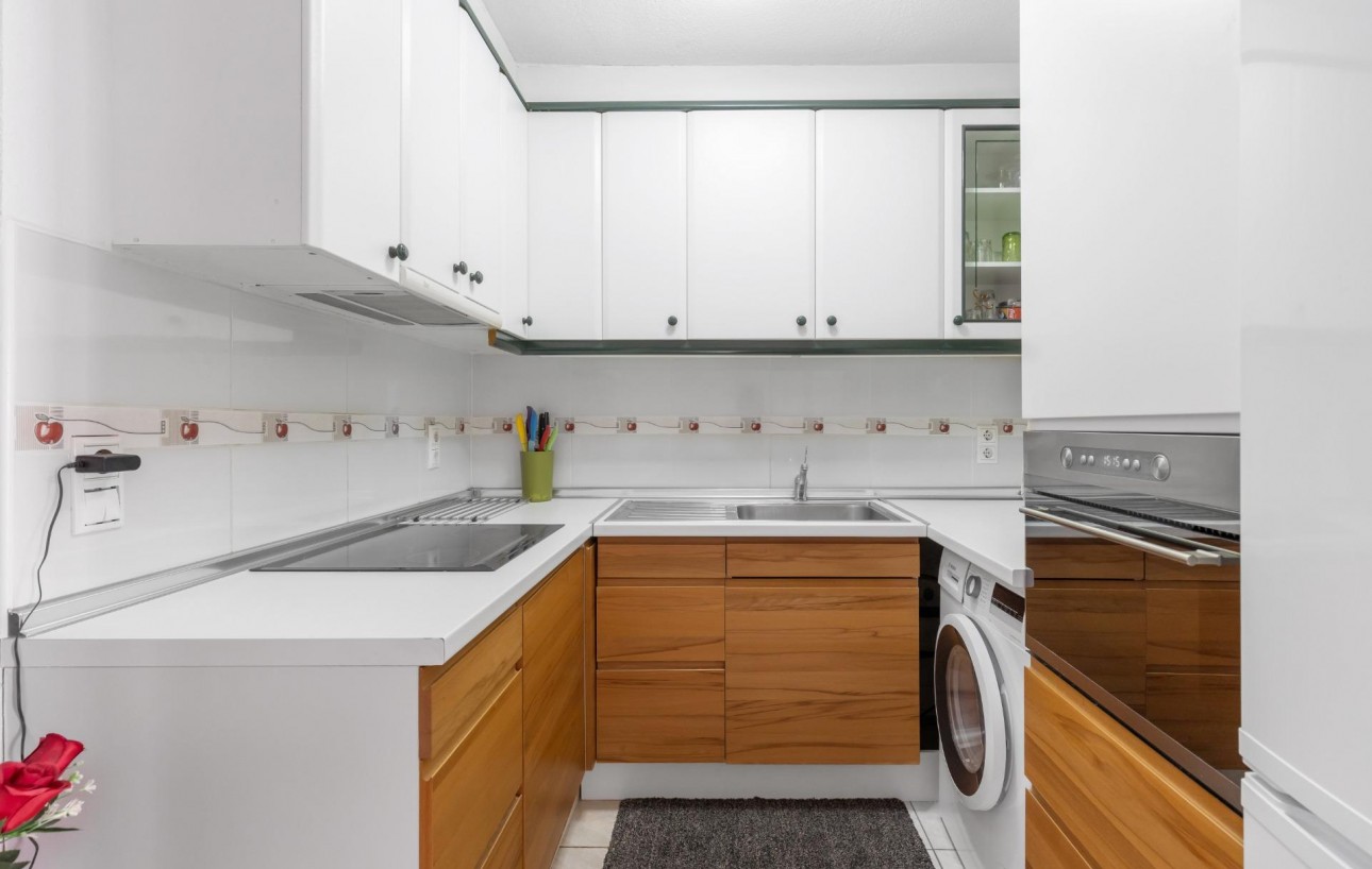 Resale - Bungalow Planta Baja - Torrevieja - El chaparral