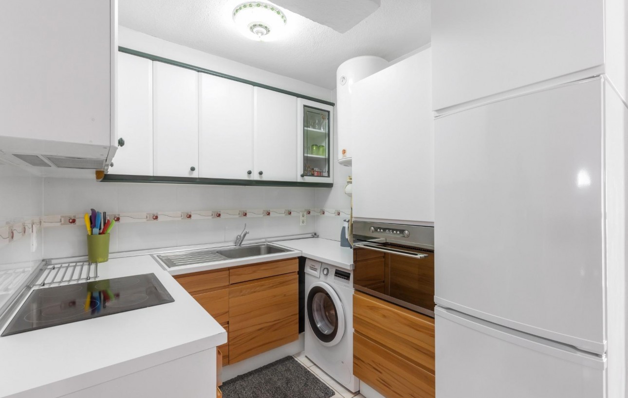 Resale - Bungalow Planta Baja - Torrevieja - El chaparral