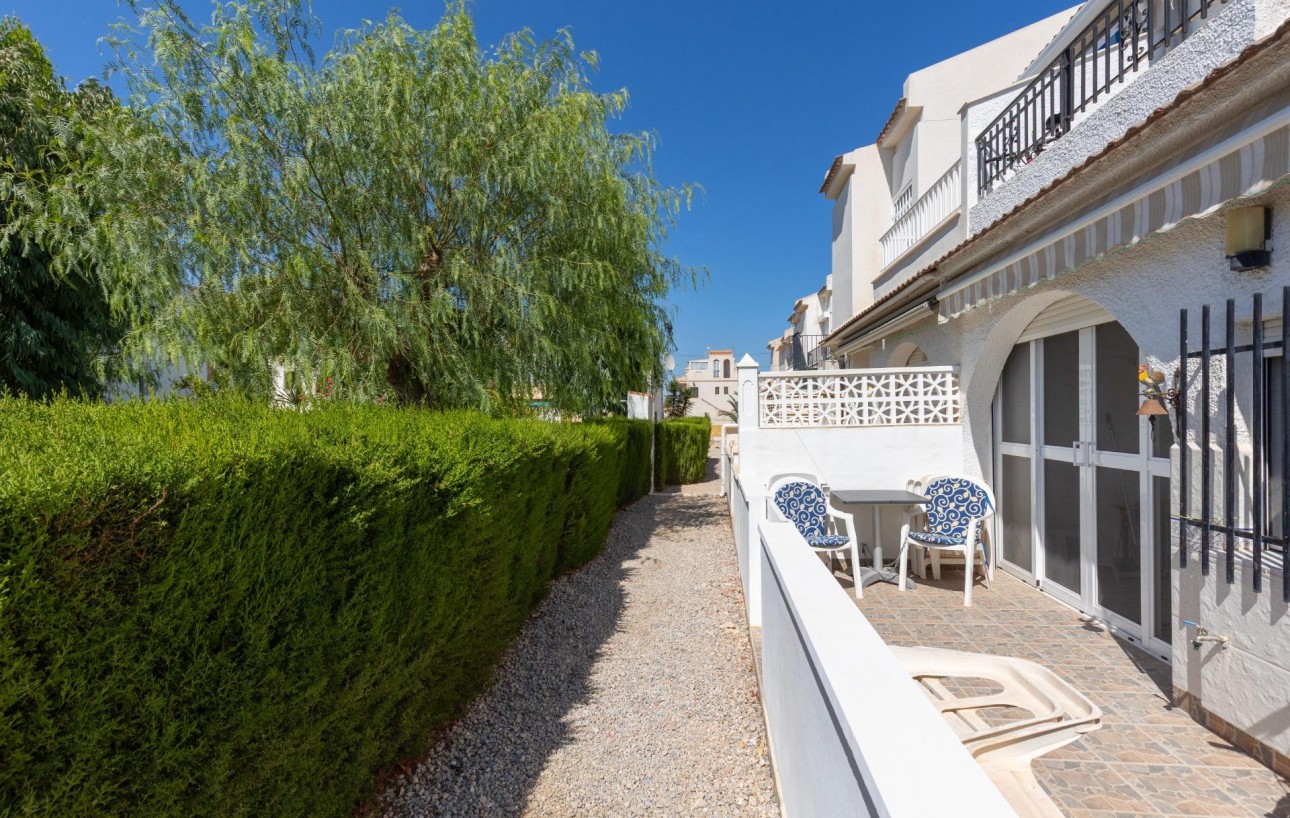 Resale - Bungalow Planta Baja - Torrevieja - El chaparral