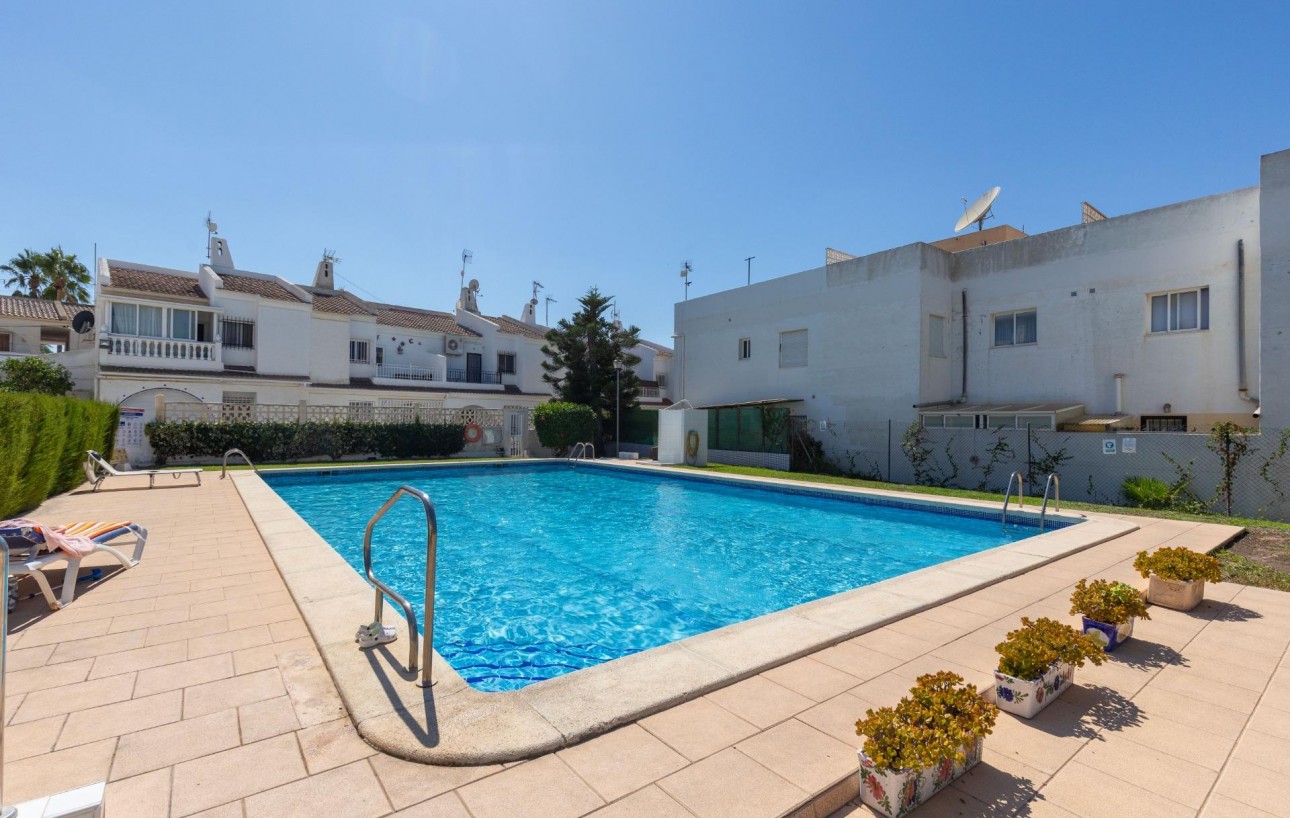 Resale - Bungalow Planta Baja - Torrevieja - El chaparral