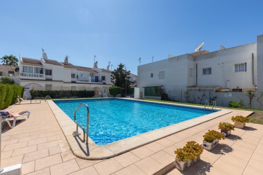 Resale - Bungalow Planta Baja - Torrevieja - El chaparral