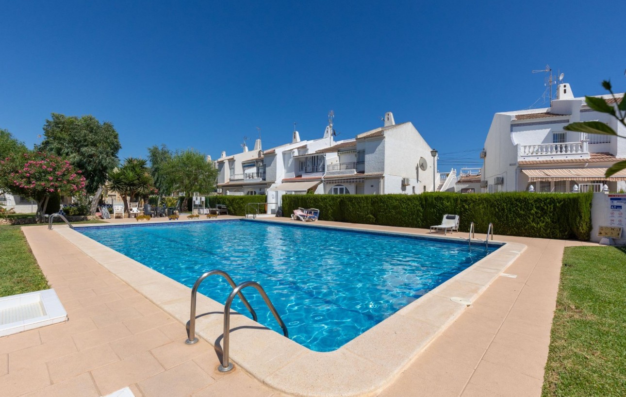 Resale - Bungalow Planta Baja - Torrevieja - El chaparral
