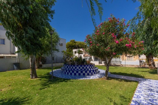 Resale - Bungalow Planta Baja - Torrevieja - El chaparral