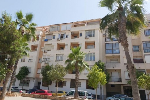 Resale - Lägenhet - Torrevieja - Playa del cura