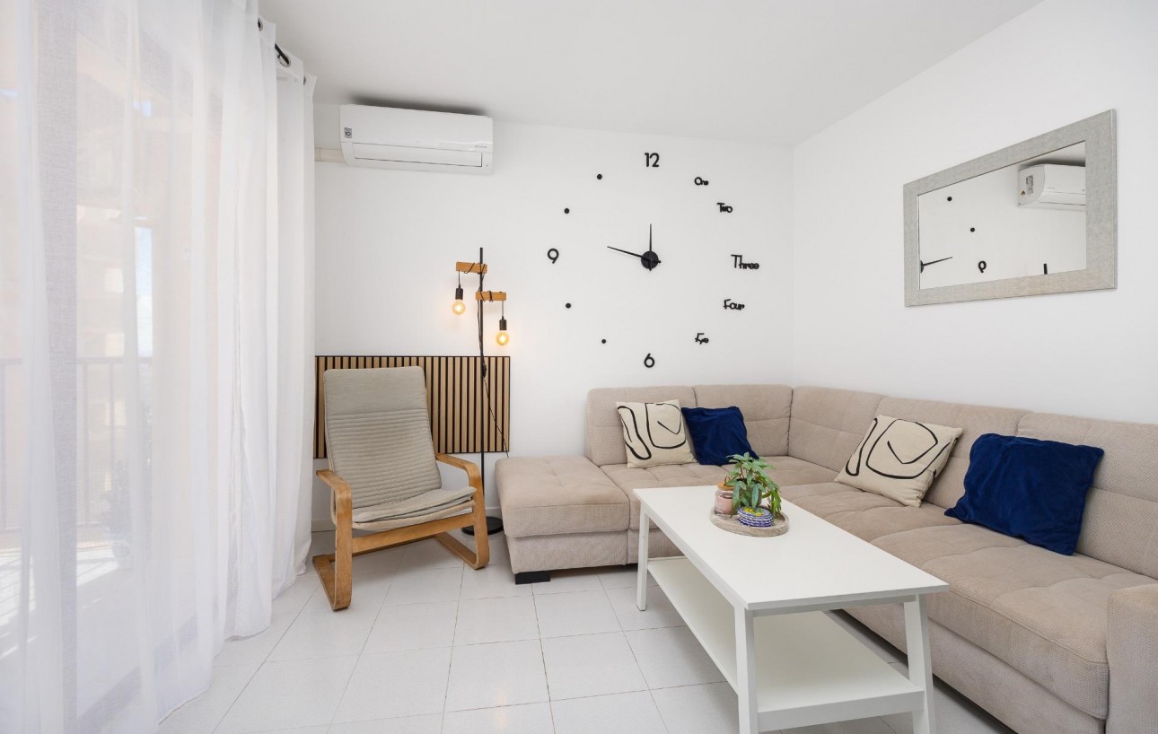 Resale - Lägenhet - Torrevieja - La Mata