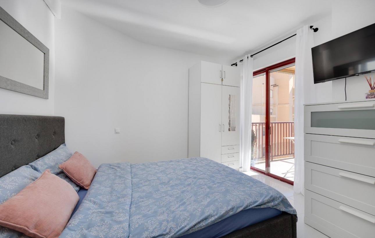 Resale - Lägenhet - Torrevieja - La Mata