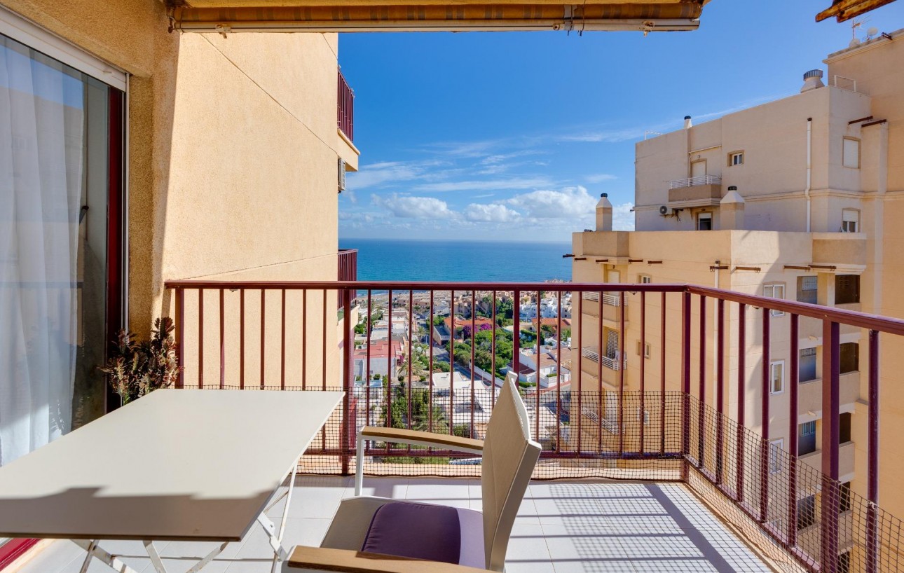 Resale - Lägenhet - Torrevieja - La Mata