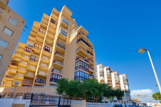 Resale - Lägenhet - Torrevieja - La Mata