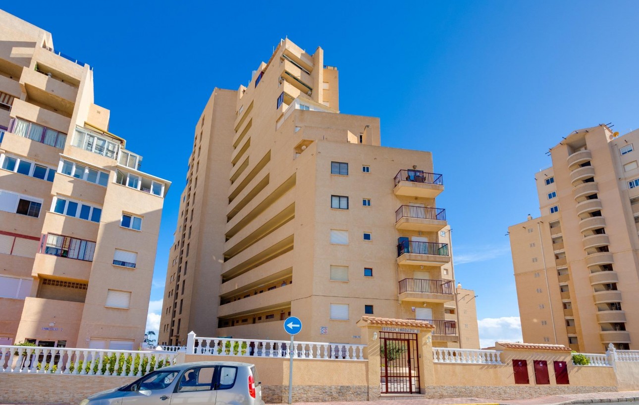 Resale - Lägenhet - Torrevieja - La Mata