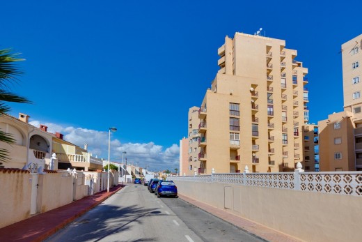 Resale - Lägenhet - Torrevieja - La Mata