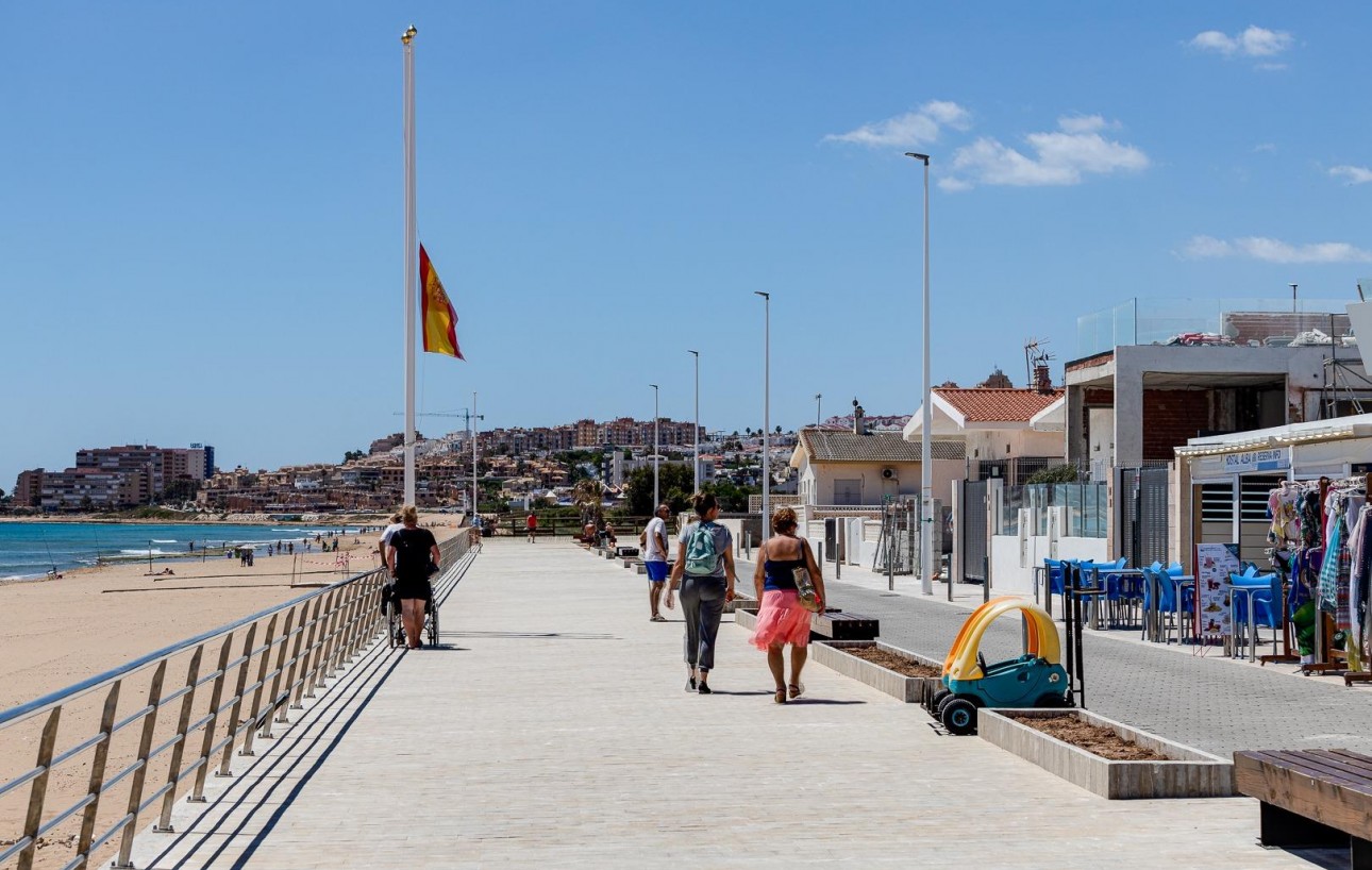 Resale - Lägenhet - Torrevieja - La Mata