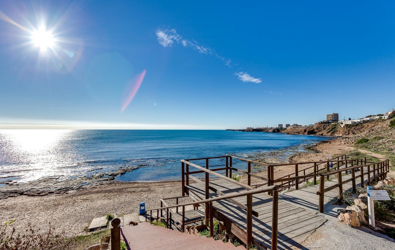 Resale - Lägenhet - Torrevieja - La Mata