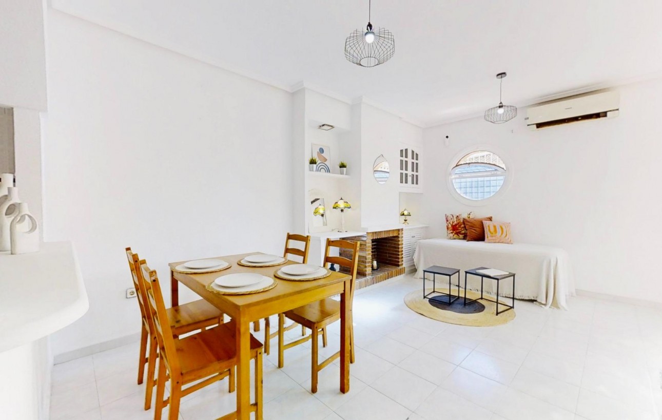 Resale - Bungalow - Torrevieja - Los Balcones - Los Altos del Edén