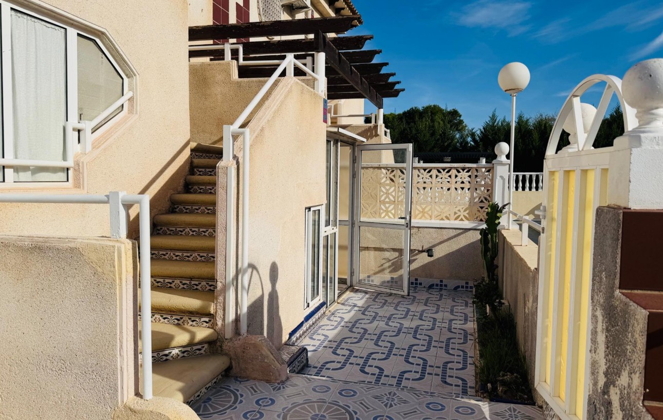 Resale - Bungalow - Torrevieja - Los Balcones - Los Altos del Edén