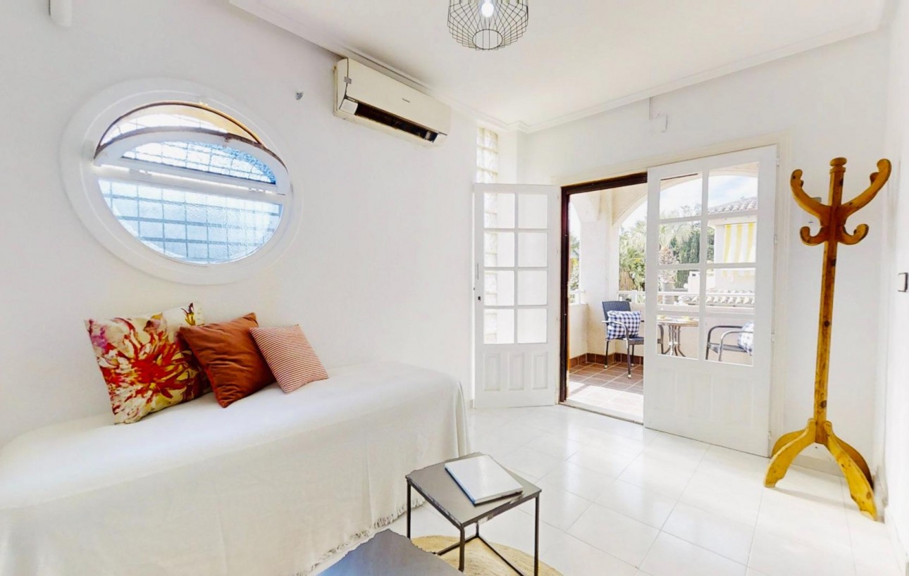 Resale - Bungalow - Torrevieja - Los Balcones - Los Altos del Edén