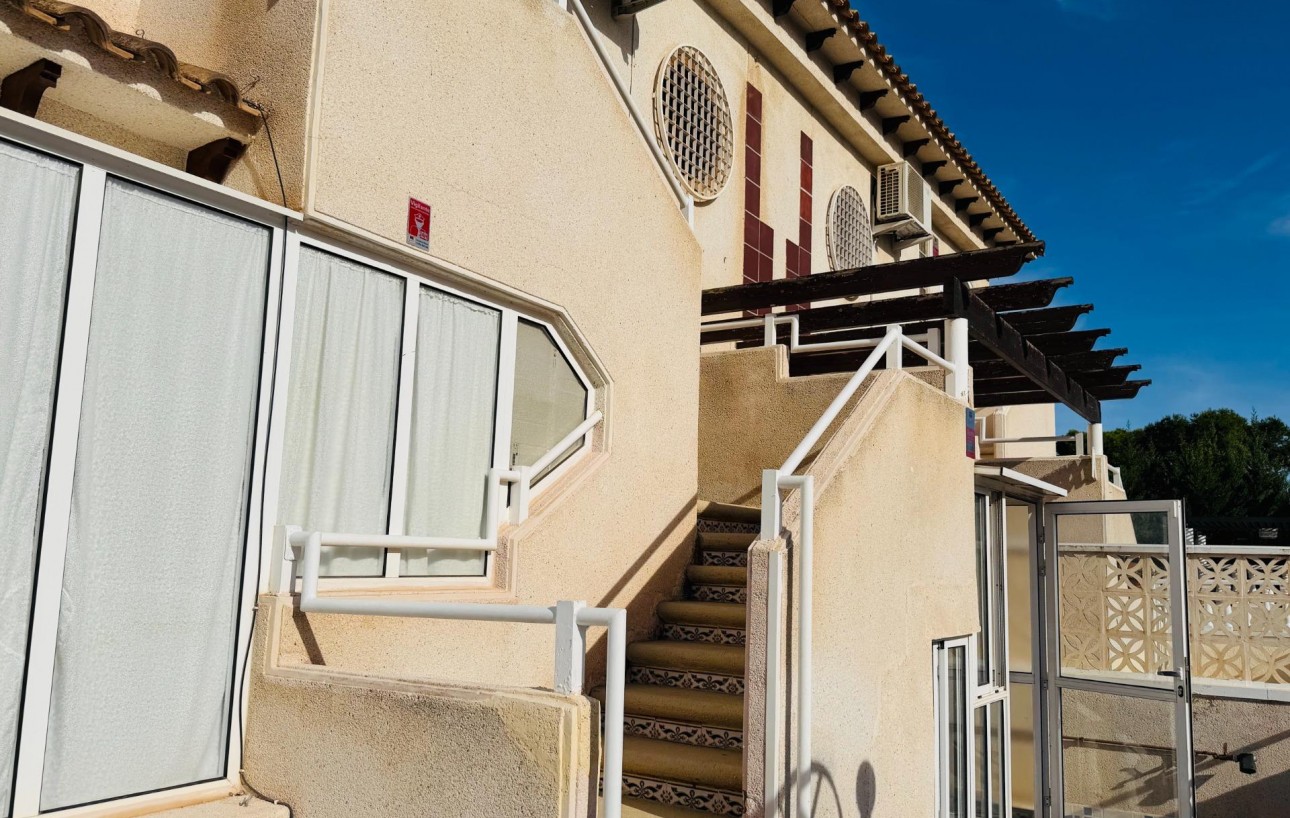 Resale - Bungalow - Torrevieja - Los Balcones - Los Altos del Edén