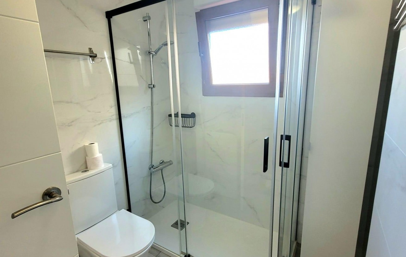 Resale - Wohnung - Torrevieja - Acequion