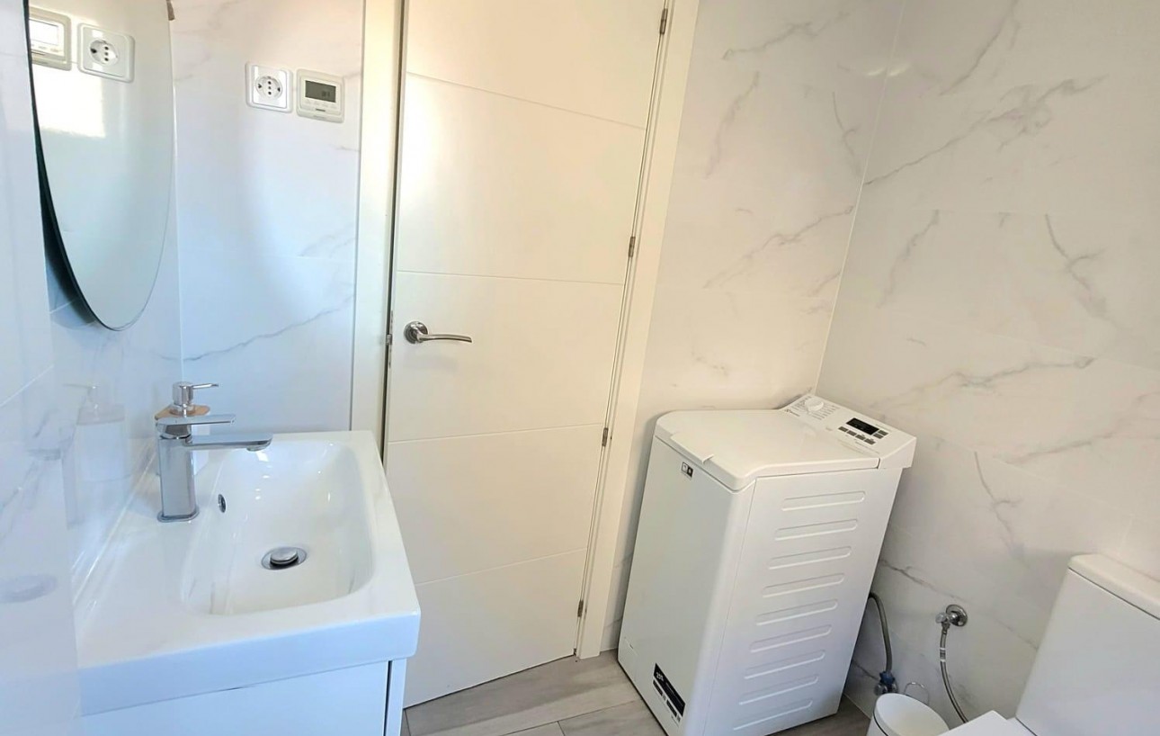 Resale - Wohnung - Torrevieja - Acequion