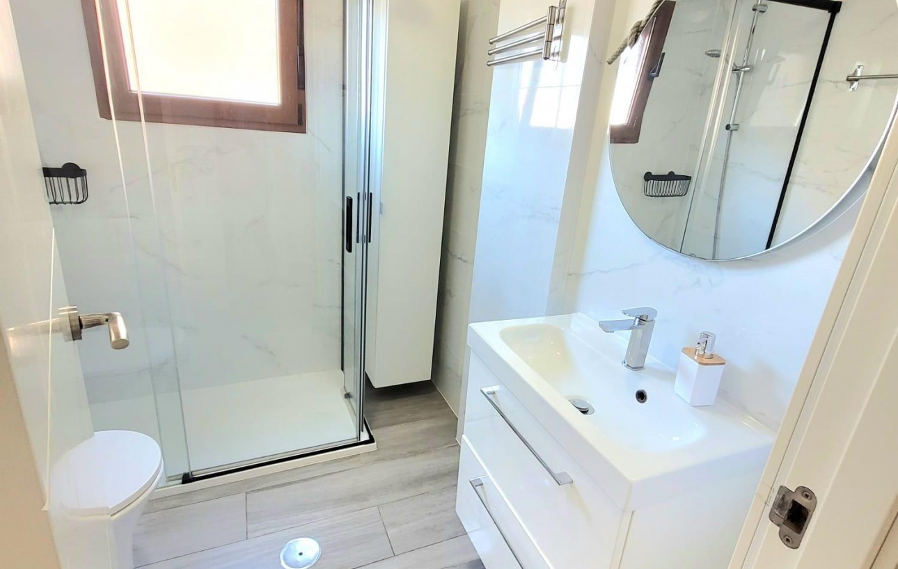 Resale - Wohnung - Torrevieja - Acequion