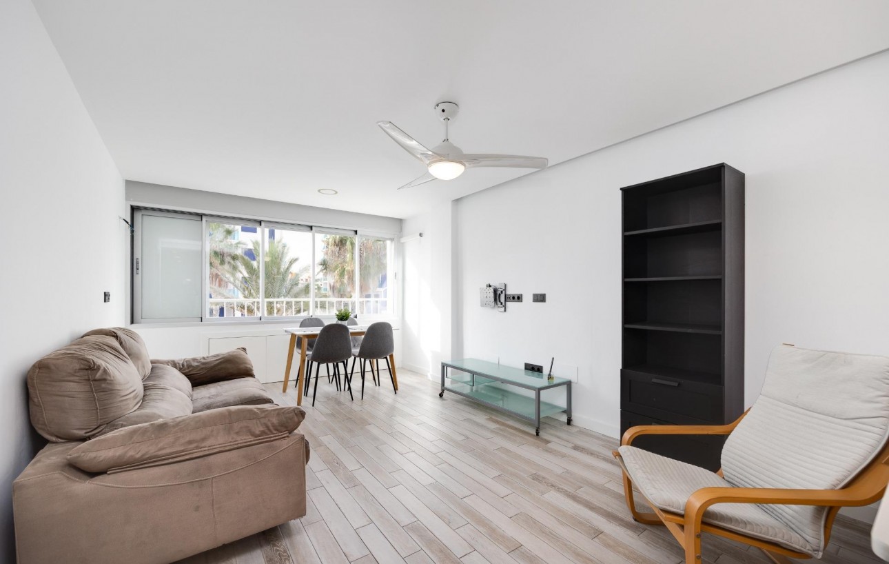 Resale - Wohnung - Torrevieja - Punta prima