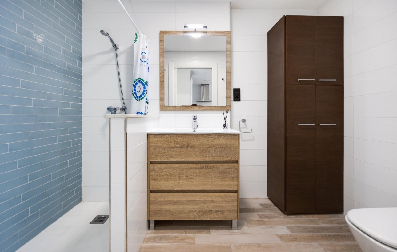 Resale - Wohnung - Torrevieja - Punta prima