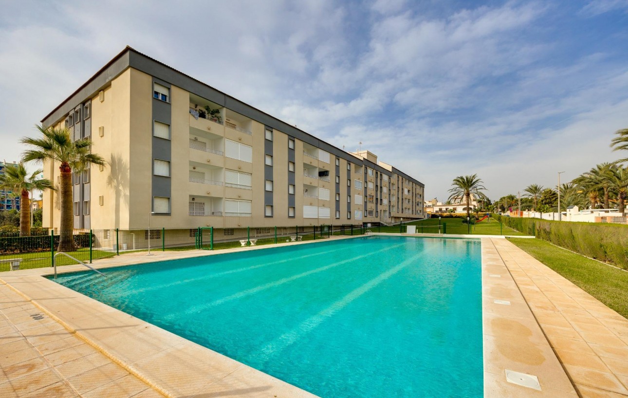 Resale - Wohnung - Torrevieja - Punta prima