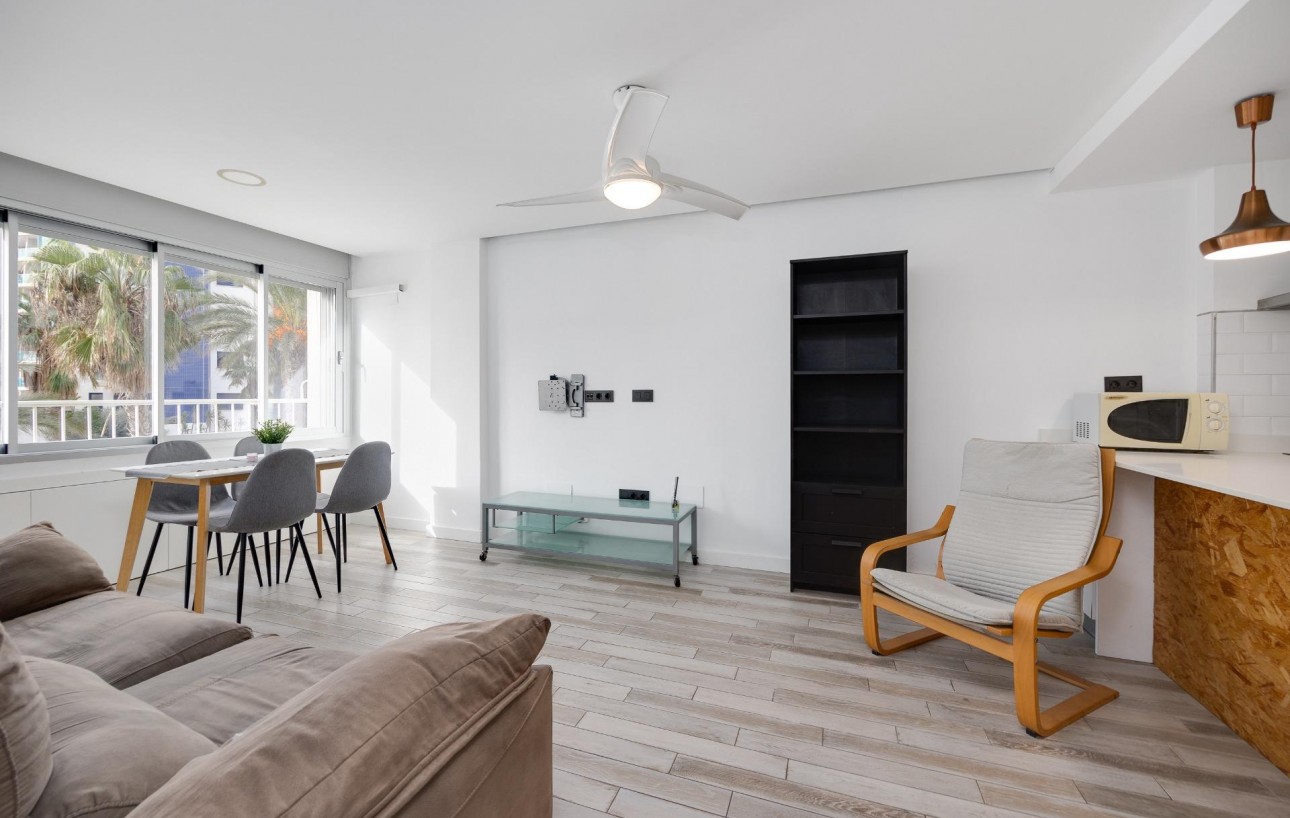 Resale - Wohnung - Torrevieja - Punta prima