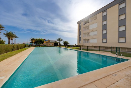 Resale - Wohnung - Torrevieja - Punta prima