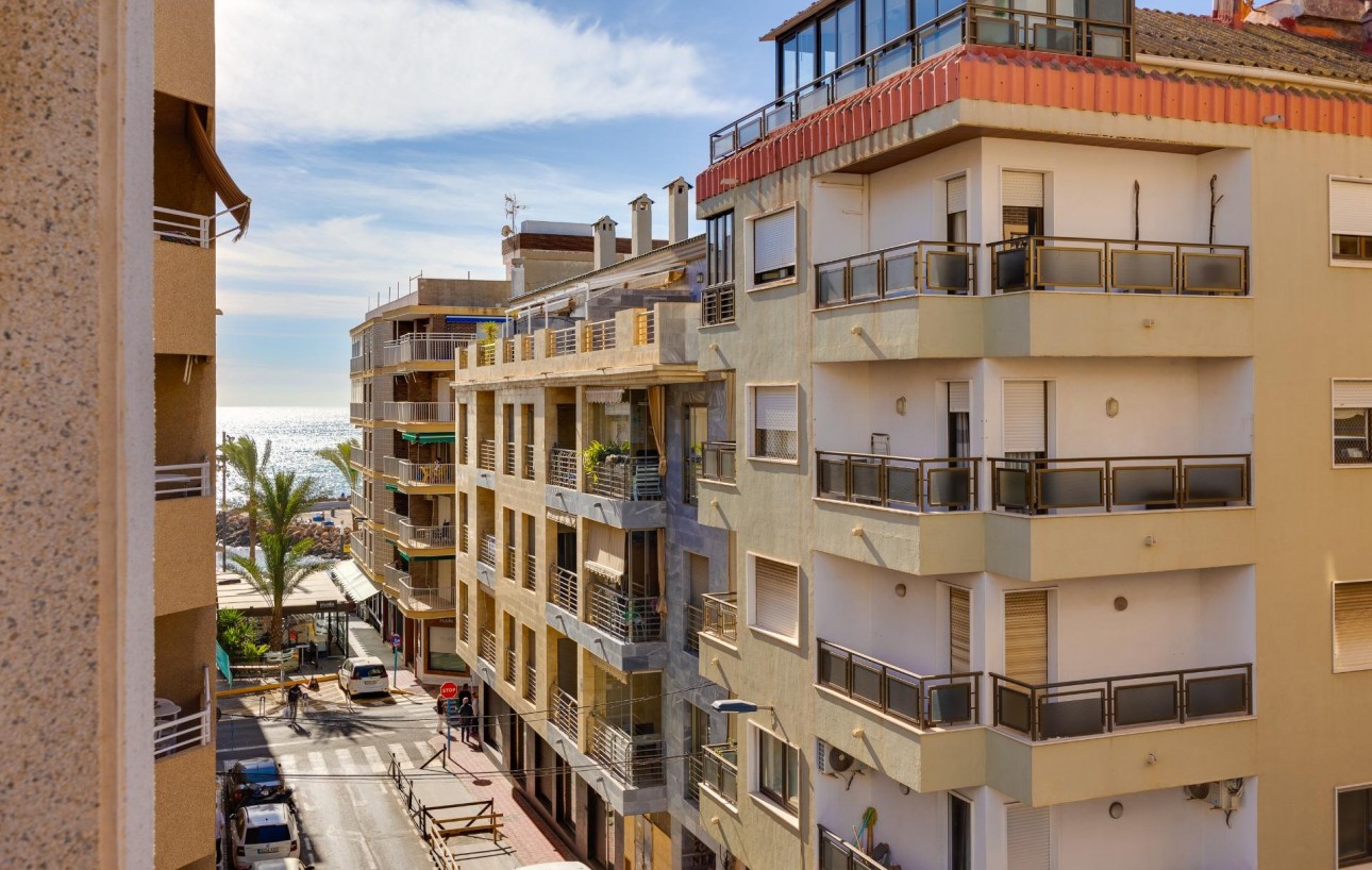 Resale - Wohnung - Torrevieja - Las Piscinas Naturales