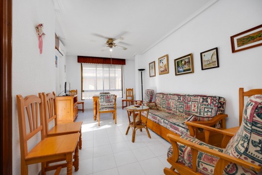 Resale - Wohnung - Torrevieja - Las Piscinas Naturales