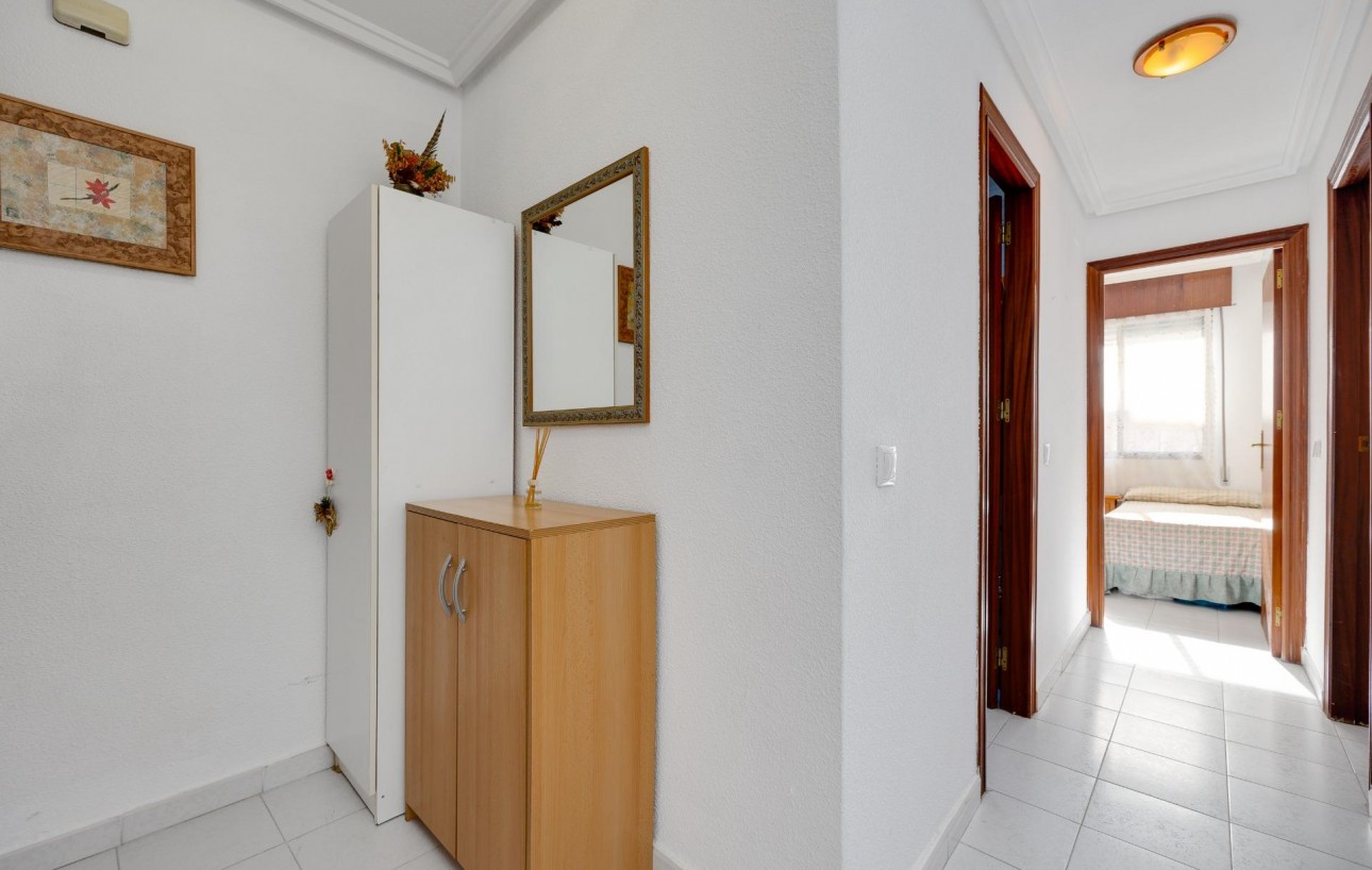 Resale - Wohnung - Torrevieja - Las Piscinas Naturales