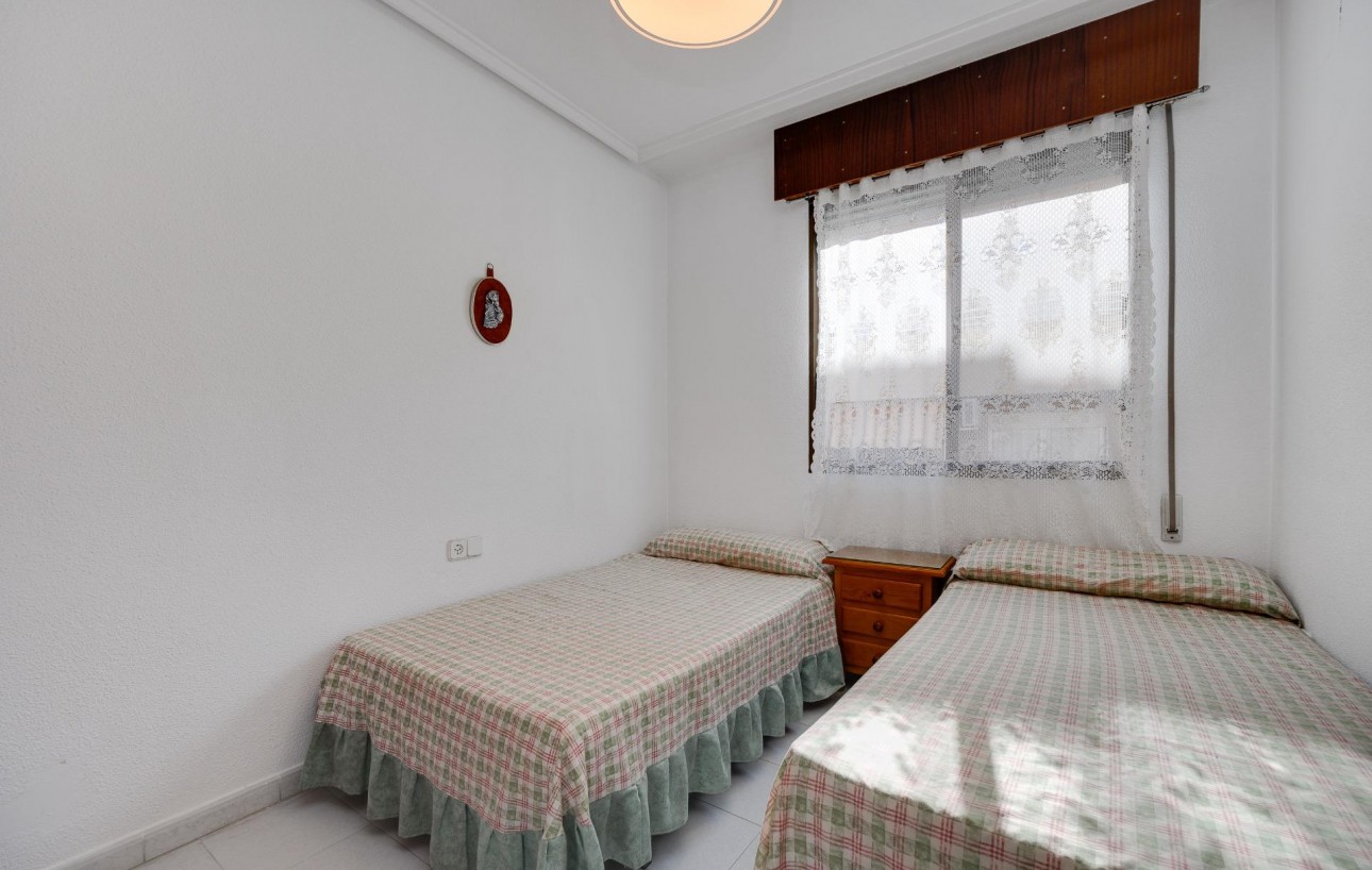 Resale - Wohnung - Torrevieja - Las Piscinas Naturales