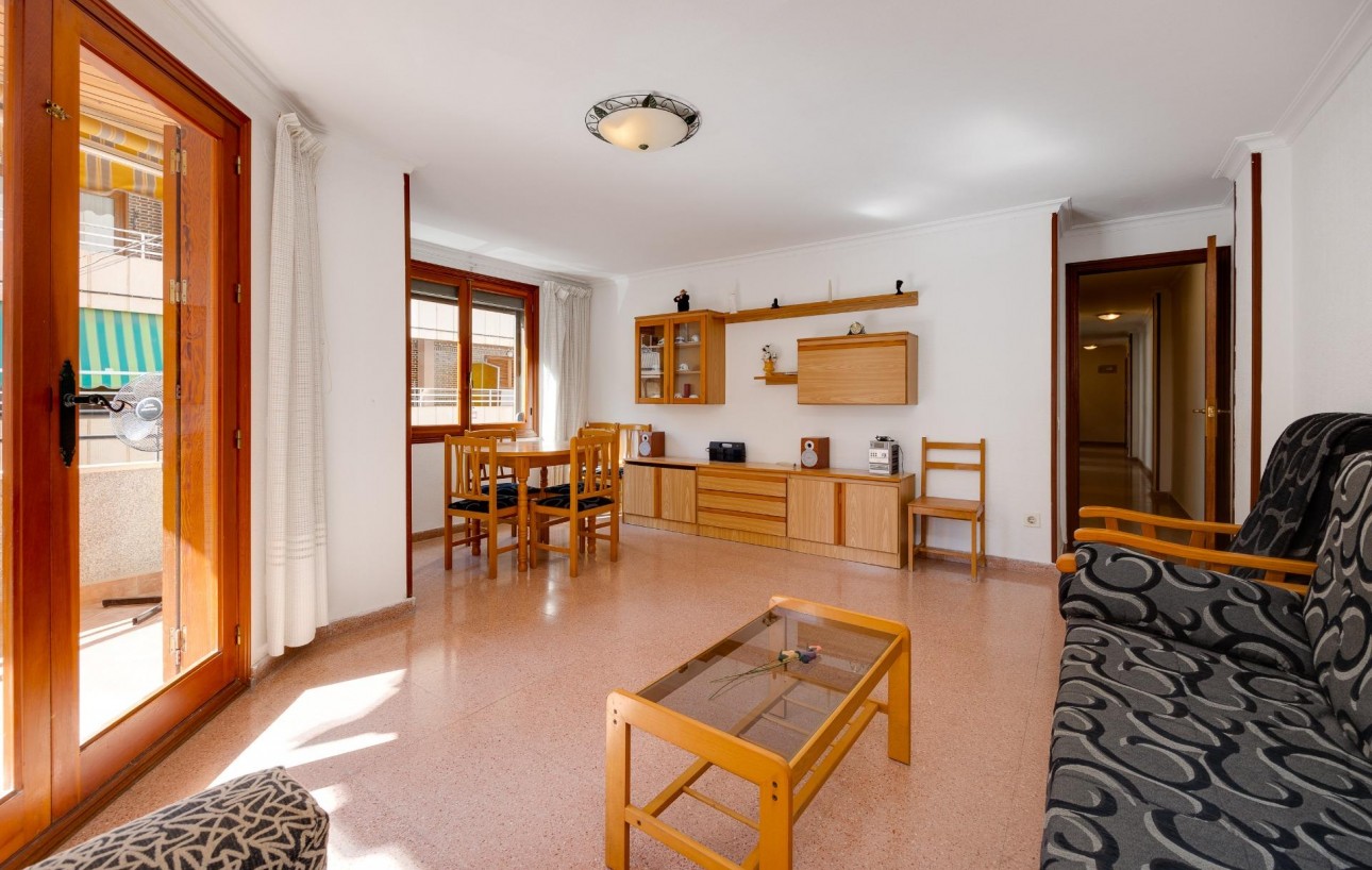 Resale - Wohnung - Torrevieja - Acequion