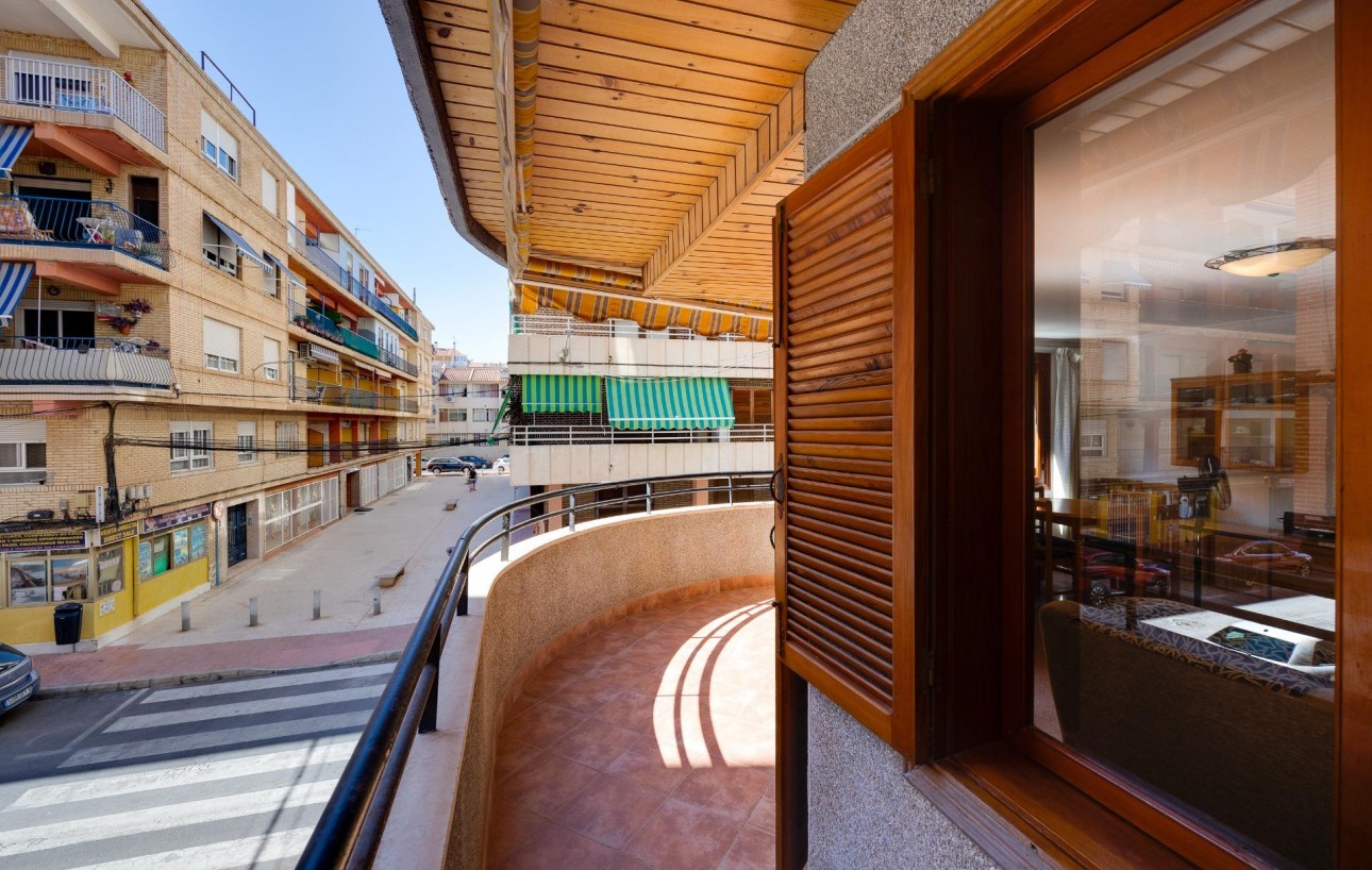 Resale - Wohnung - Torrevieja - Acequion