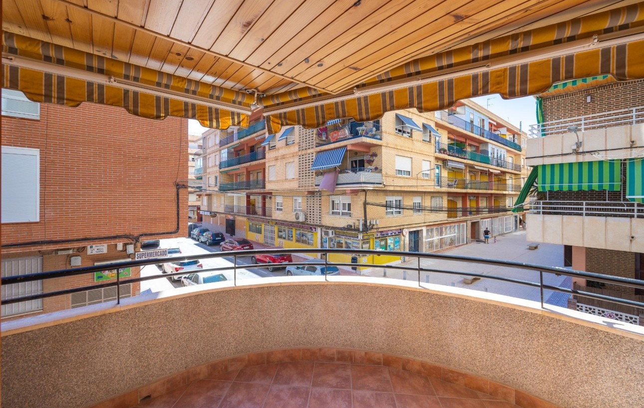 Resale - Wohnung - Torrevieja - Acequion