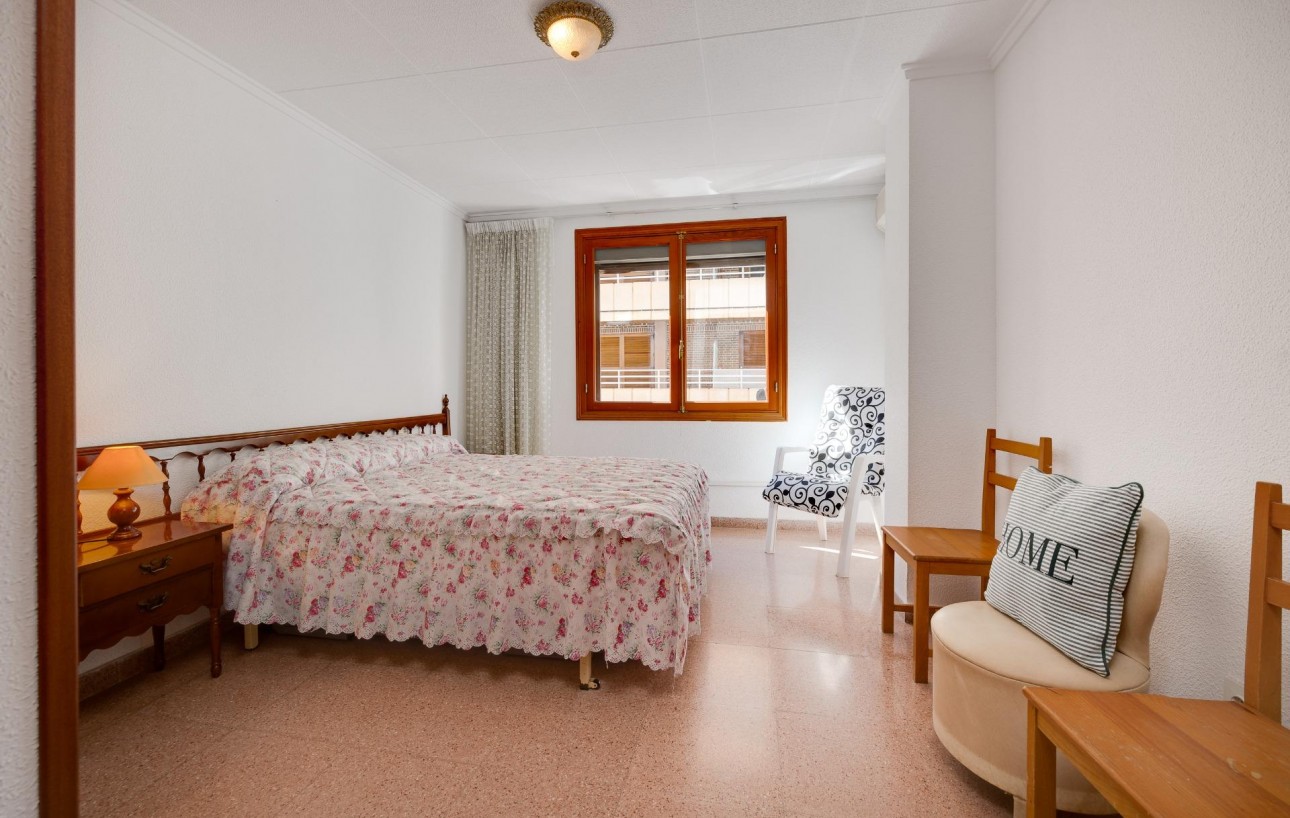 Resale - Wohnung - Torrevieja - Acequion