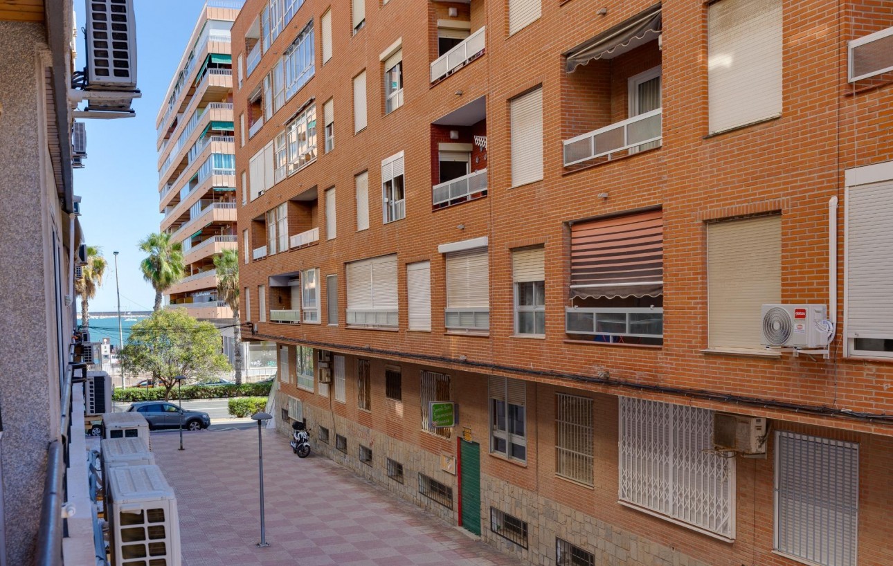 Resale - Wohnung - Torrevieja - Acequion