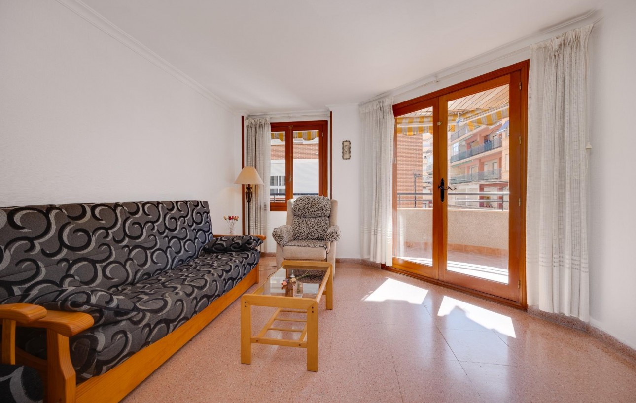 Resale - Wohnung - Torrevieja - Acequion